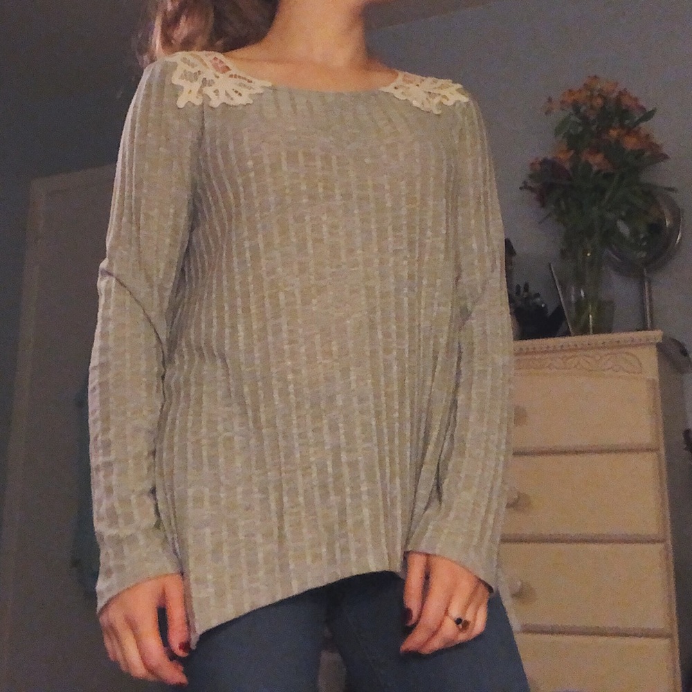 Grey sweater with white lace back